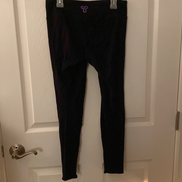 TNA black leggings size S - Picture 2 of 3